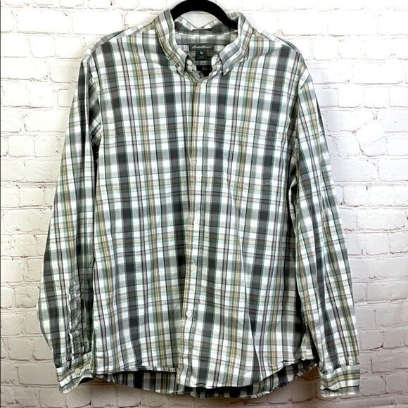 Eddie Bauer Classic Fit Casual Button Down shirt - Picture 1 of 7